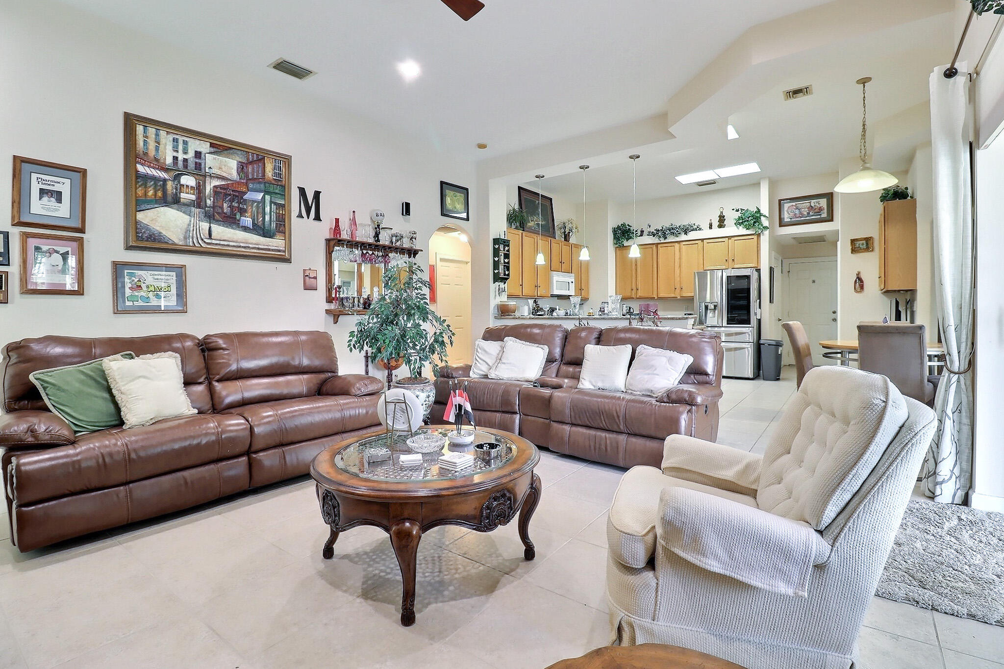 3753 Victoria Road West Palm Beach, FL 33411 - Photo 18 of 37 Living