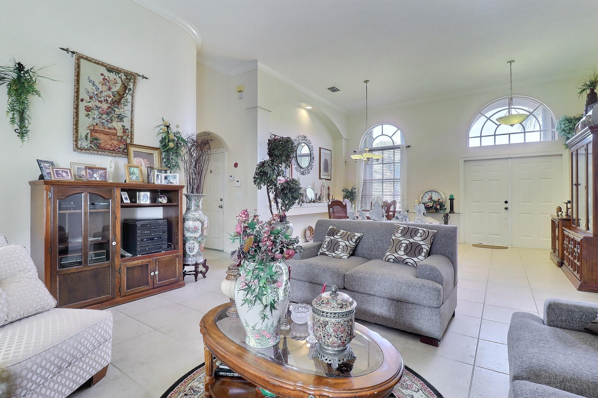 3753 Victoria Road West Palm Beach, FL 33411 - Photo 9 of 37 Entry living/dining