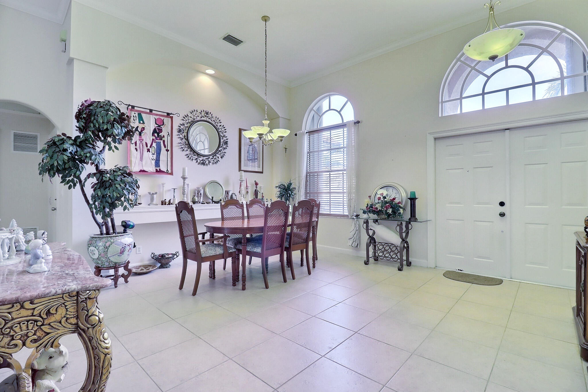 3753 Victoria Road West Palm Beach, FL 33411 - Photo 10 of 37 Entry living/dining