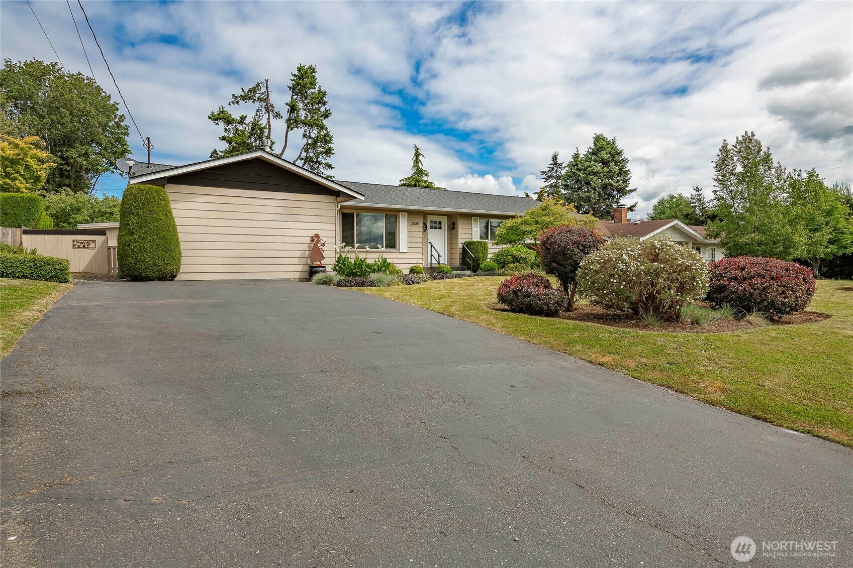 2808 Azalea Place Bellingham, WA 98225 - Photo 3 of 38