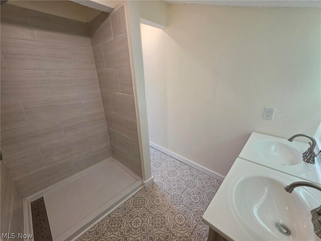 10306 Winthrop Road Mantua, OH 44255 - Photo 19 of 31