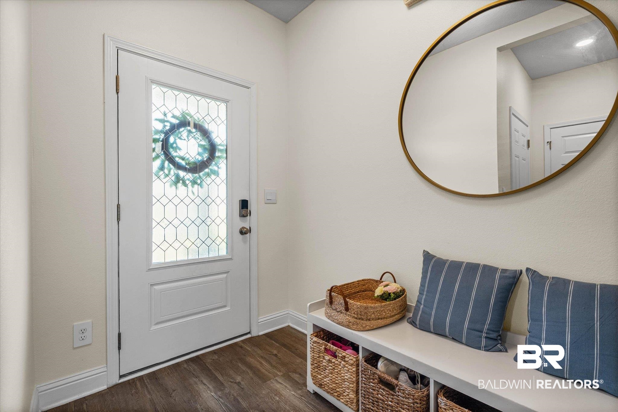 10541 Heirloom Road South Mobile, AL 36608 - Photo 2 of 23 Entryway featuring wood-finish flooring and white baseboards