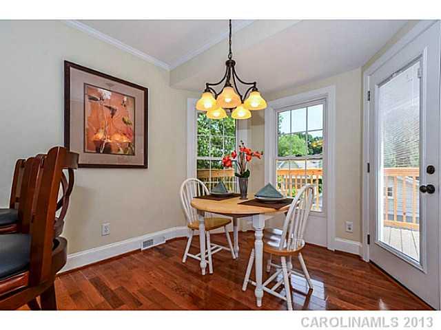 2111 South Wendover Road Charlotte, NC 28211 - Photo 8 of 16