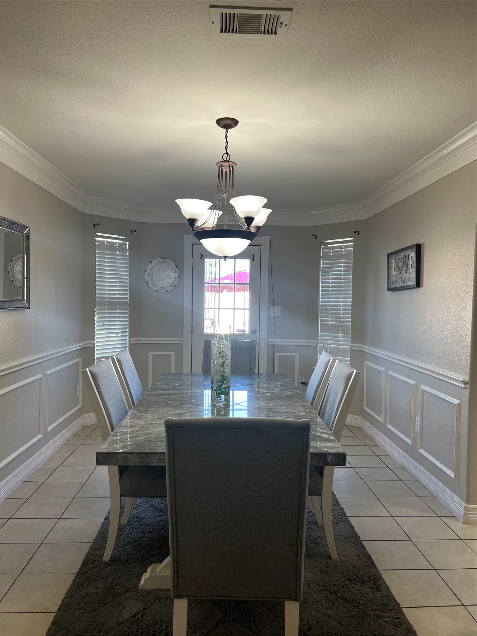 10902 Seneca Street Houston, TX 77016 - Photo 5 of 14