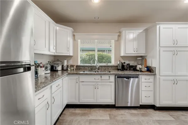 $165,000 | 866 Count Drive, Unit 4, Livingston, CA 95334