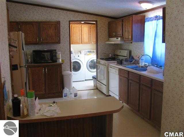 144 North Shepherd Road Mount Pleasant, MI 48858 - Photo 18 of 18 1769599-17.JPG
