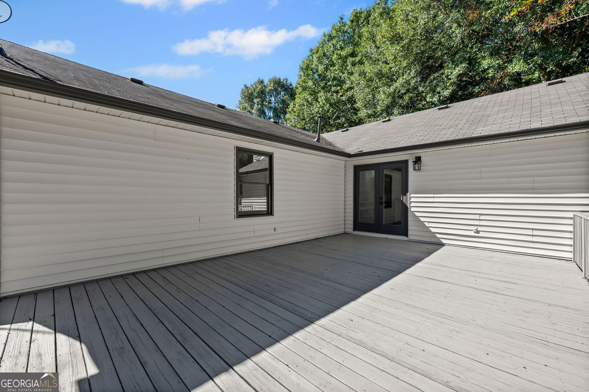 85 Franklin Road Newnan, GA 30263 - Photo 29 of 37 a view of a wooden deck