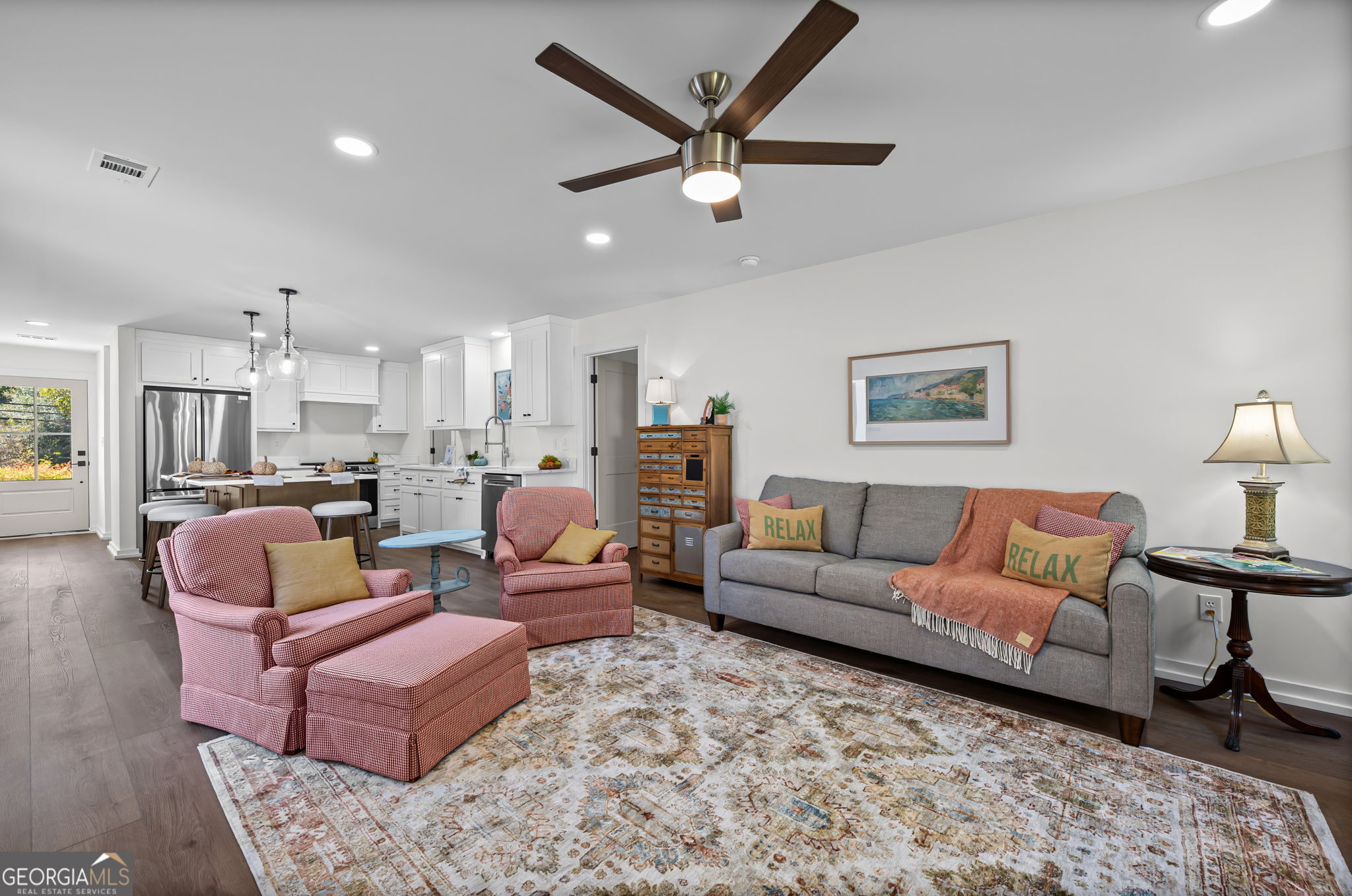 85 Franklin Road Newnan, GA 30263 - Photo 6 of 37 a living room with furniture kitchen view and a window