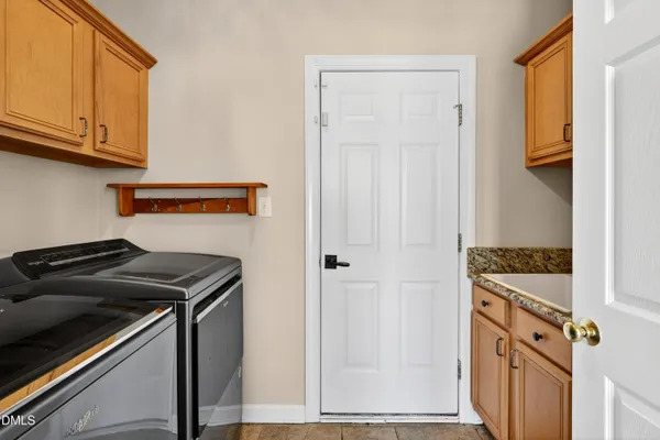 $740,000 | 102 Hemingford Grey Court, Cary, NC 27518