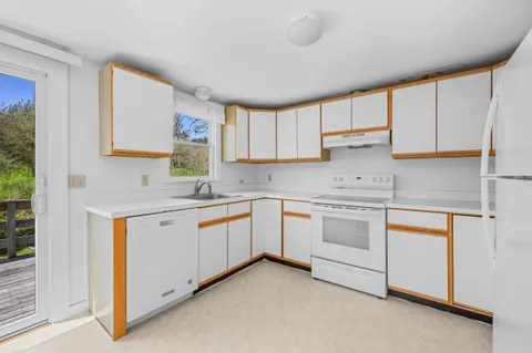 $849,000 | 66 Snow Lane, Chatham, MA 02633