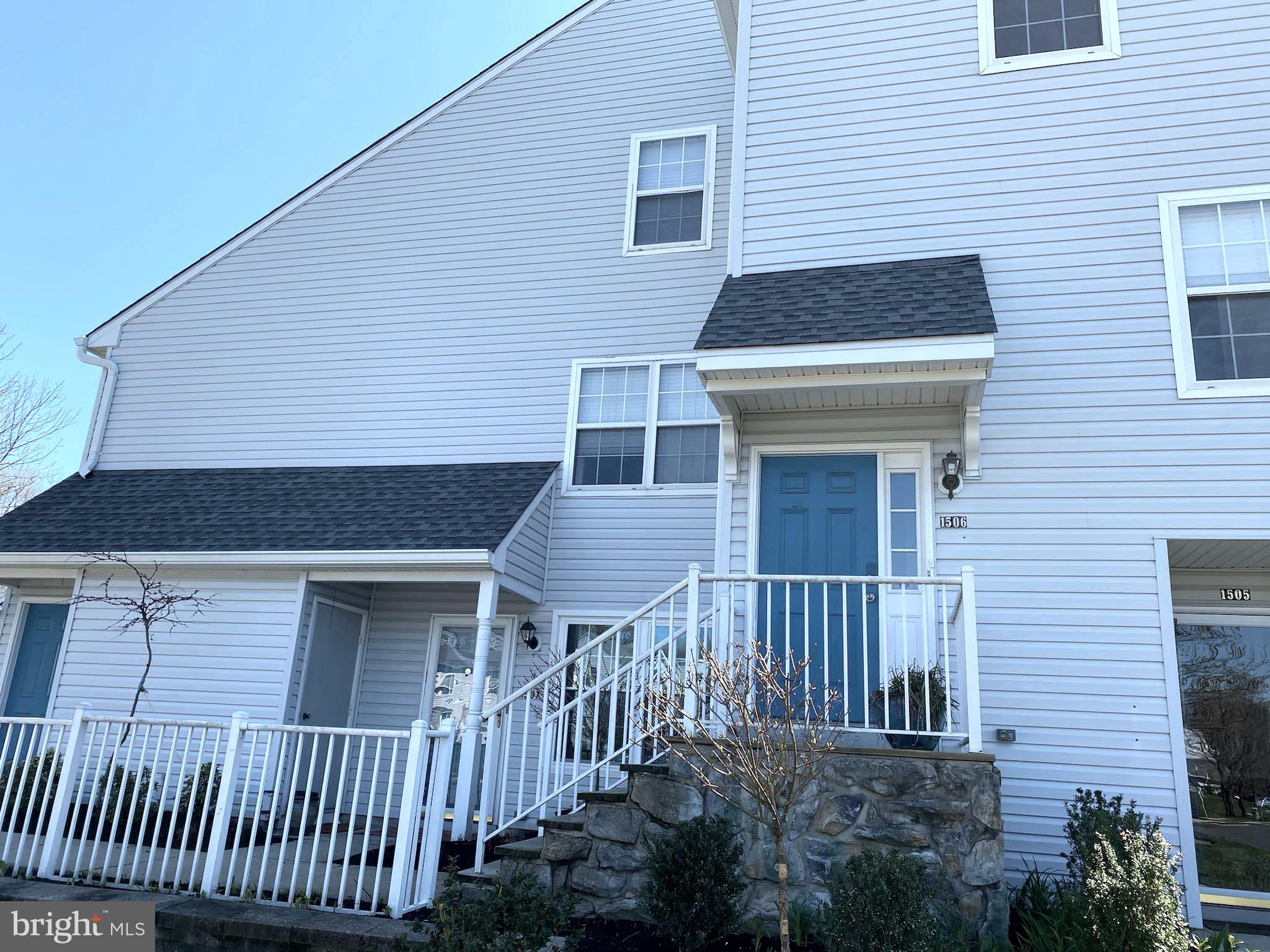 1506 Squirrel Rd exterior front