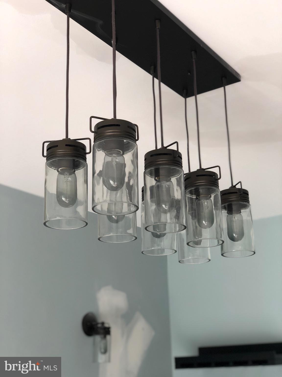 1506 Squirrel Road Marlton, NJ 08053 - Photo 11 of 24 1506 Squirrel Road
Dining Room chandelier