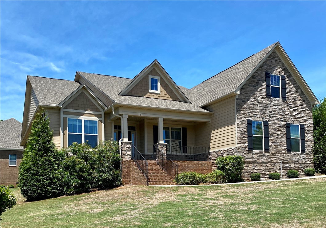 701 Bogey Boulevard Seneca, SC 29678 - Photo 1 of 33 Welcome to 701 Bogey Blvd!