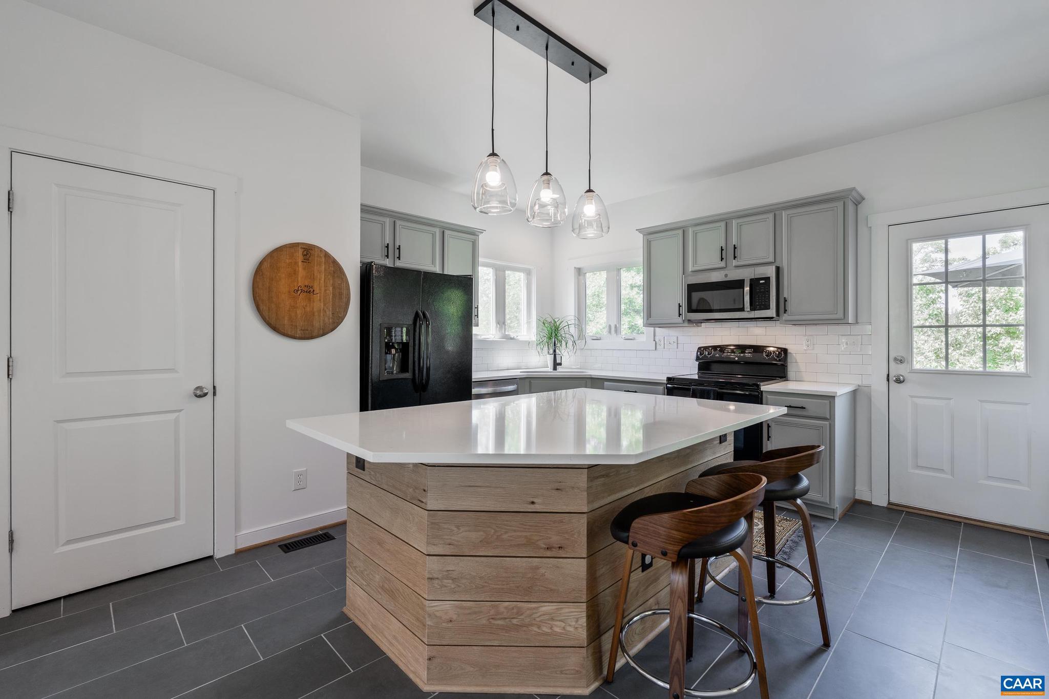 1021 Ridge Street Charlottesville, VA 22902 - Photo 12 of 46