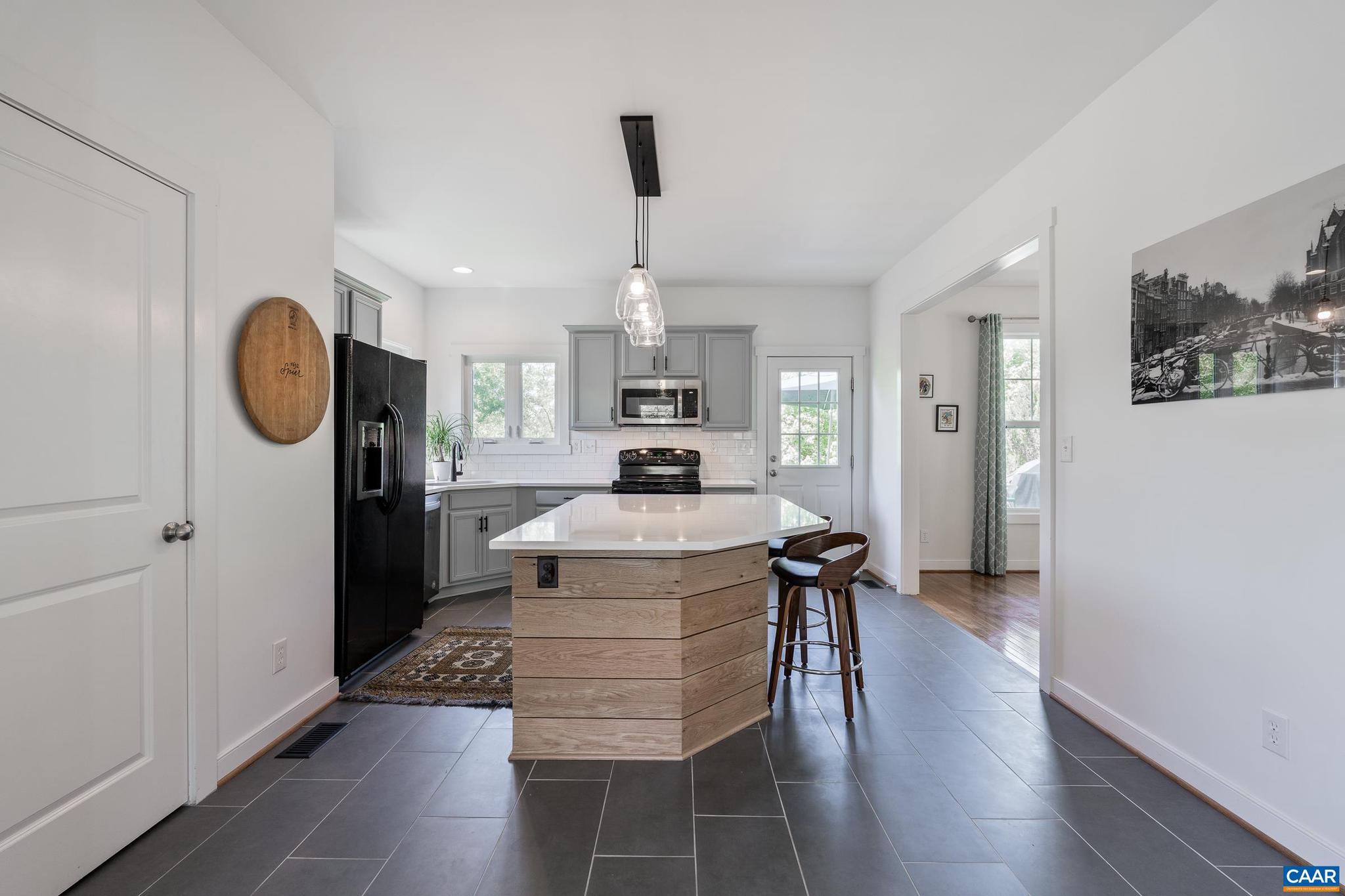 1021 Ridge Street Charlottesville, VA 22902 - Photo 10 of 46