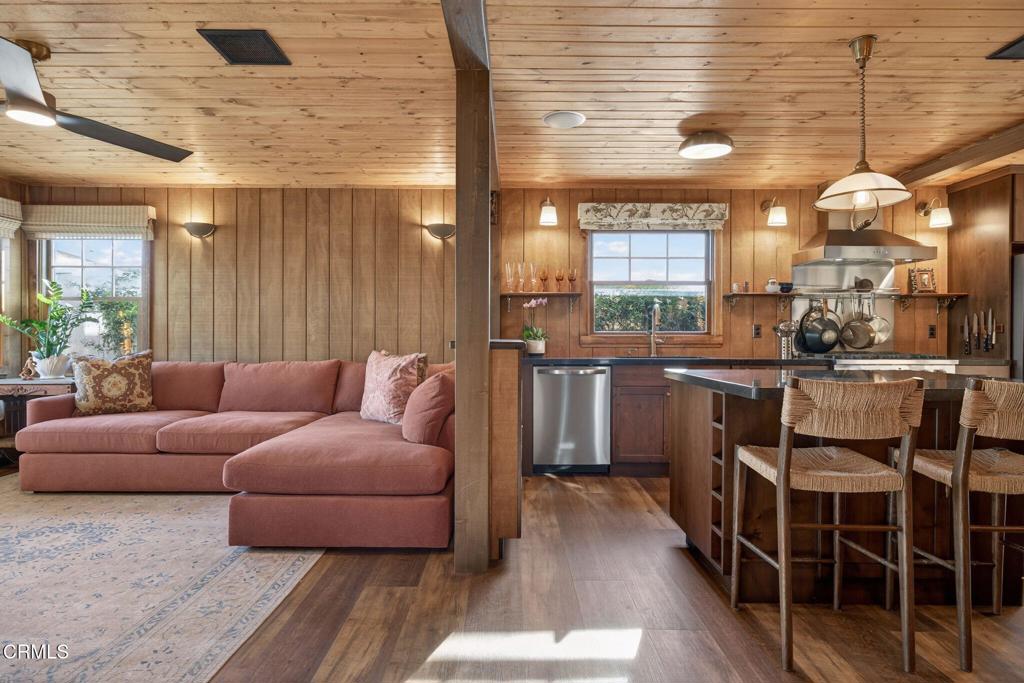 117 Tujunga Avenue Oxnard, CA 93035 - Photo 7 of 55