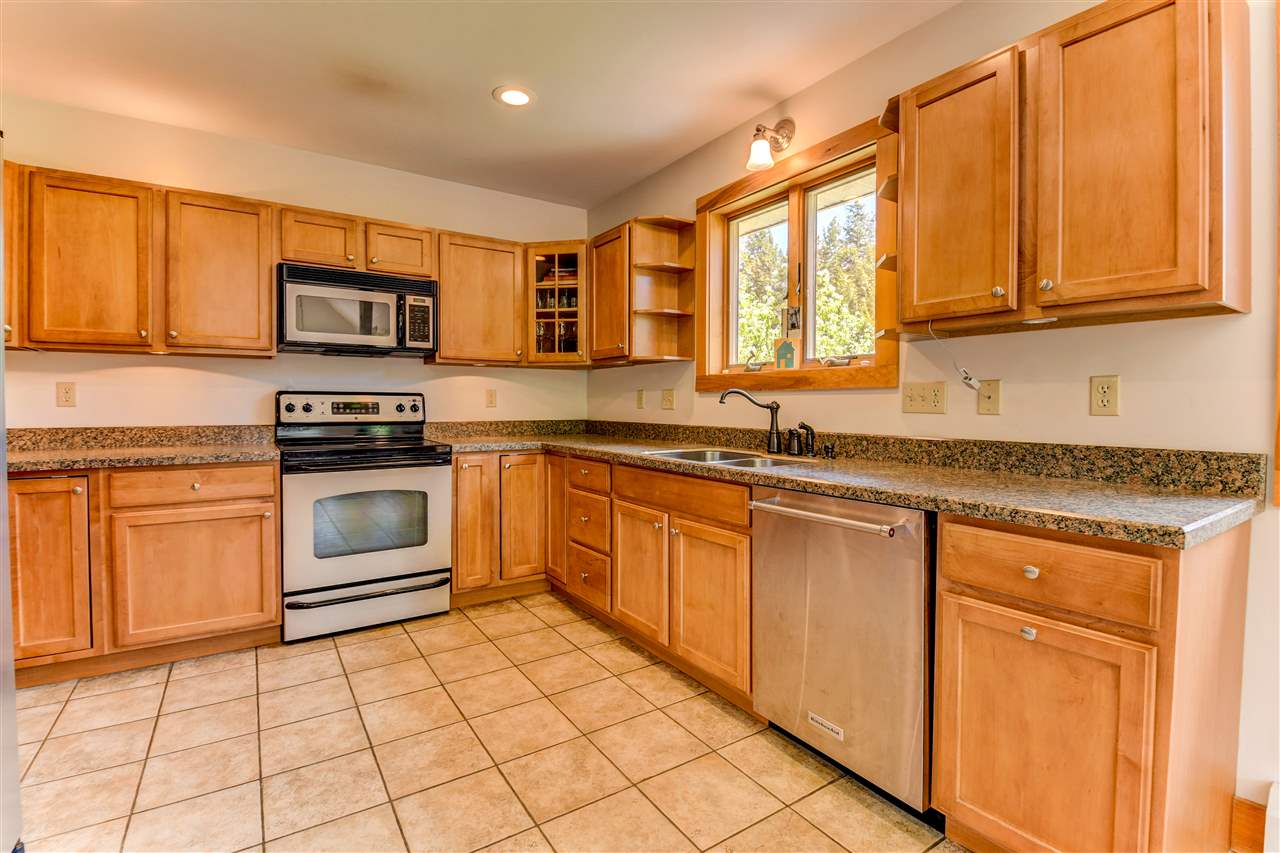 175 River Run Road Easton, NH 03580 - Photo 20 of 40