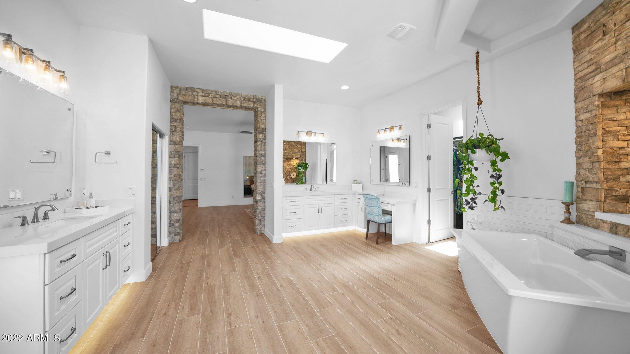 31223 East Ranch Road Cave Creek, AZ 85331 - Photo 29 of 82 Dual Vanities