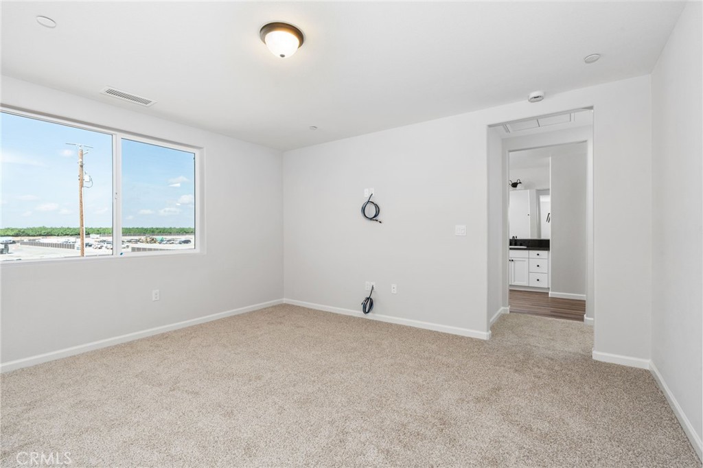 1266 Talus Way South Madera, CA 93636 - Photo 28 of 43 wooden floor in an empty room