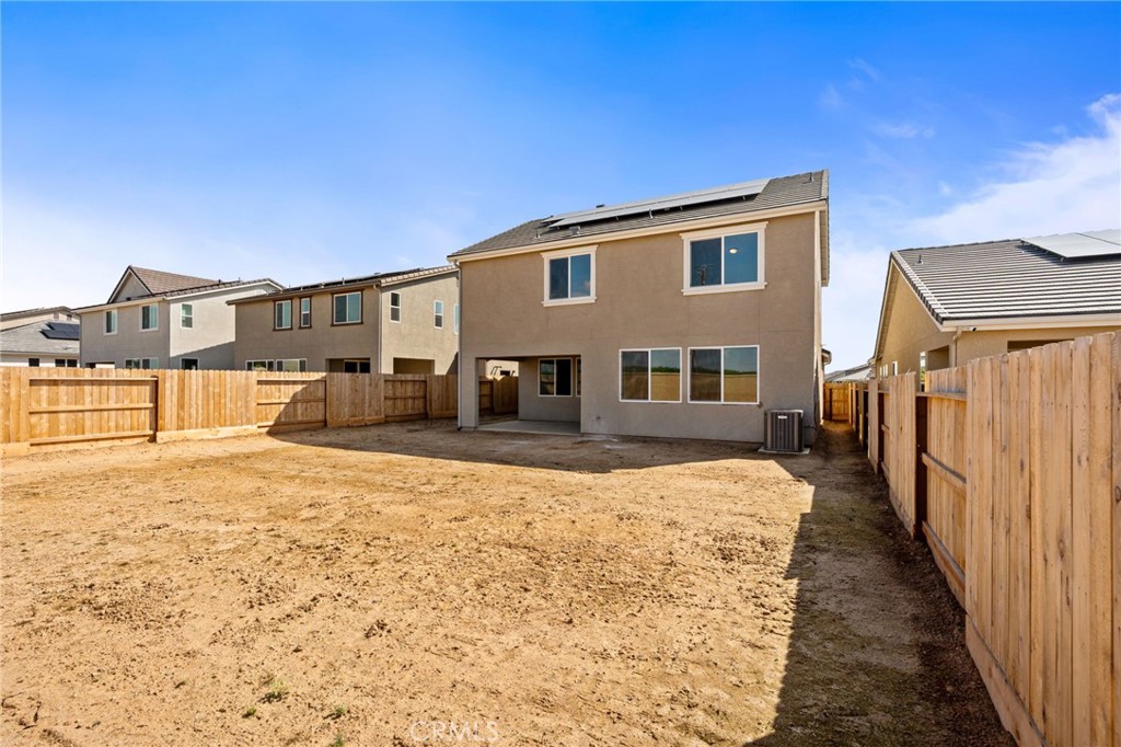 1266 Talus Way South Madera, CA 93636 - Photo 41 of 43 a front view of a house with a yard