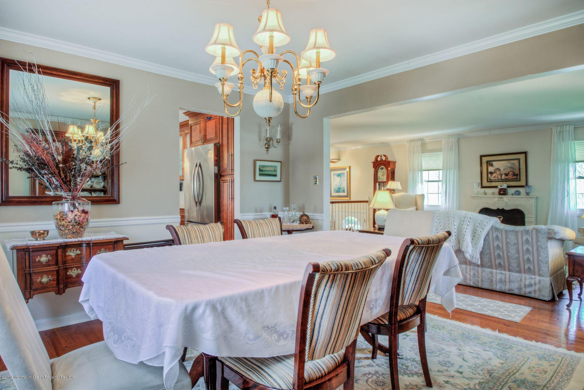 20 Crosswicks Road Freehold, NJ 07728 - Photo 9 of 40 10