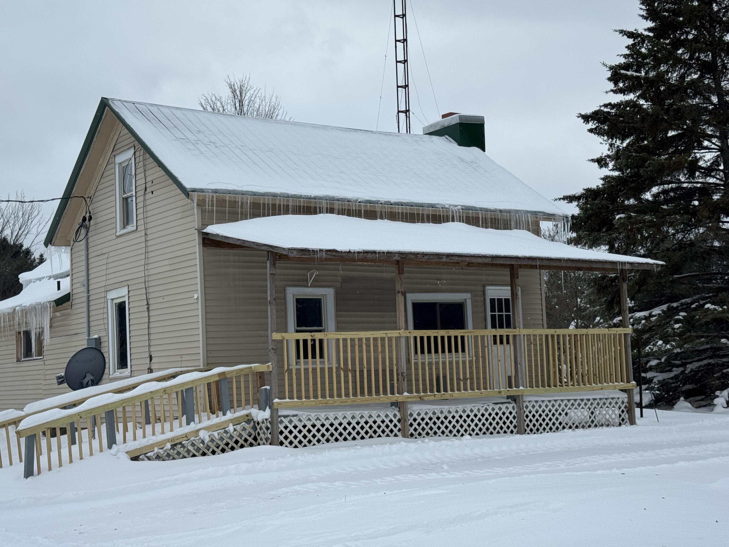 17535 18 Mile Road Leroy, MI 49655 - Photo 3 of 43 IMG_4457