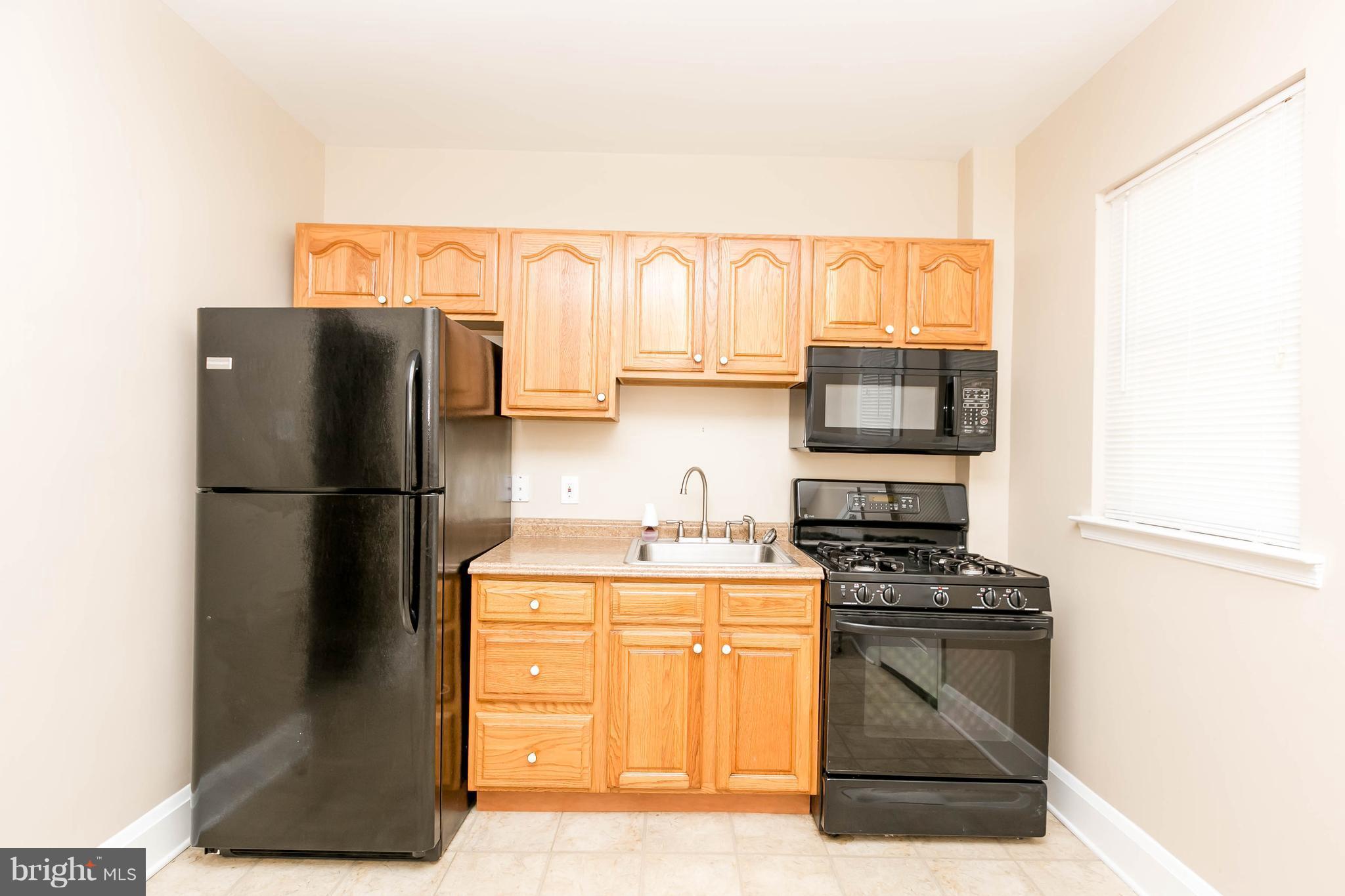 5124 Harford Road Baltimore, MD 21214 - Photo 8 of 26 Kitchen
