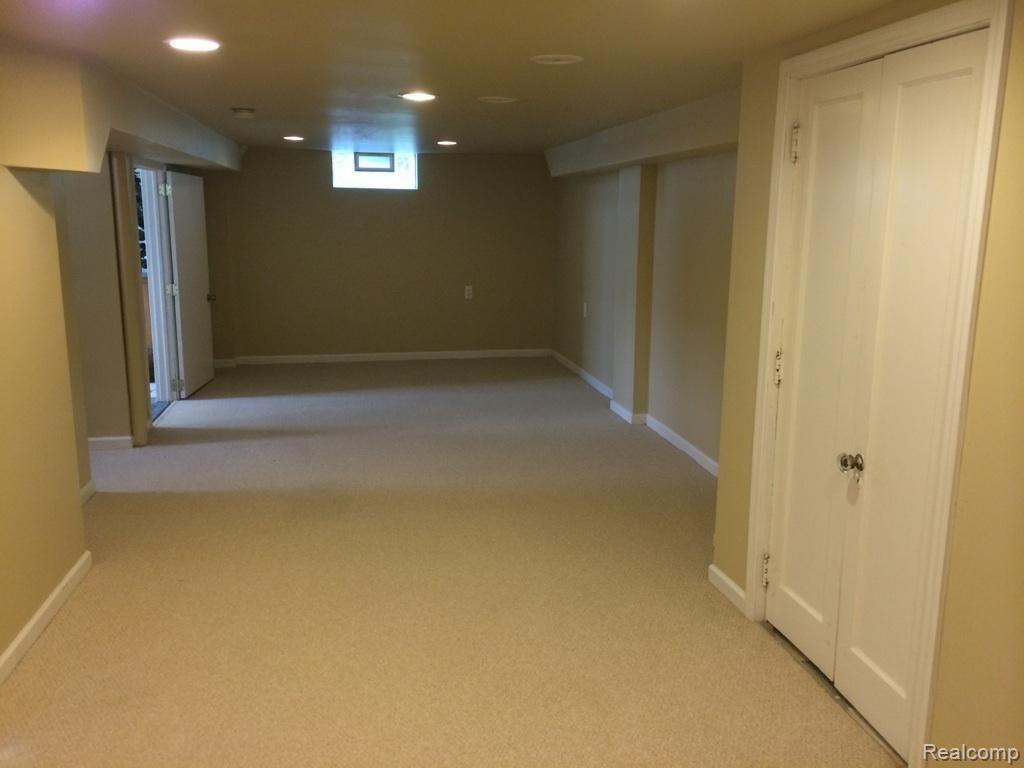 3527 Normandy Road Royal Oak, MI 48073 - Photo 18 of 23