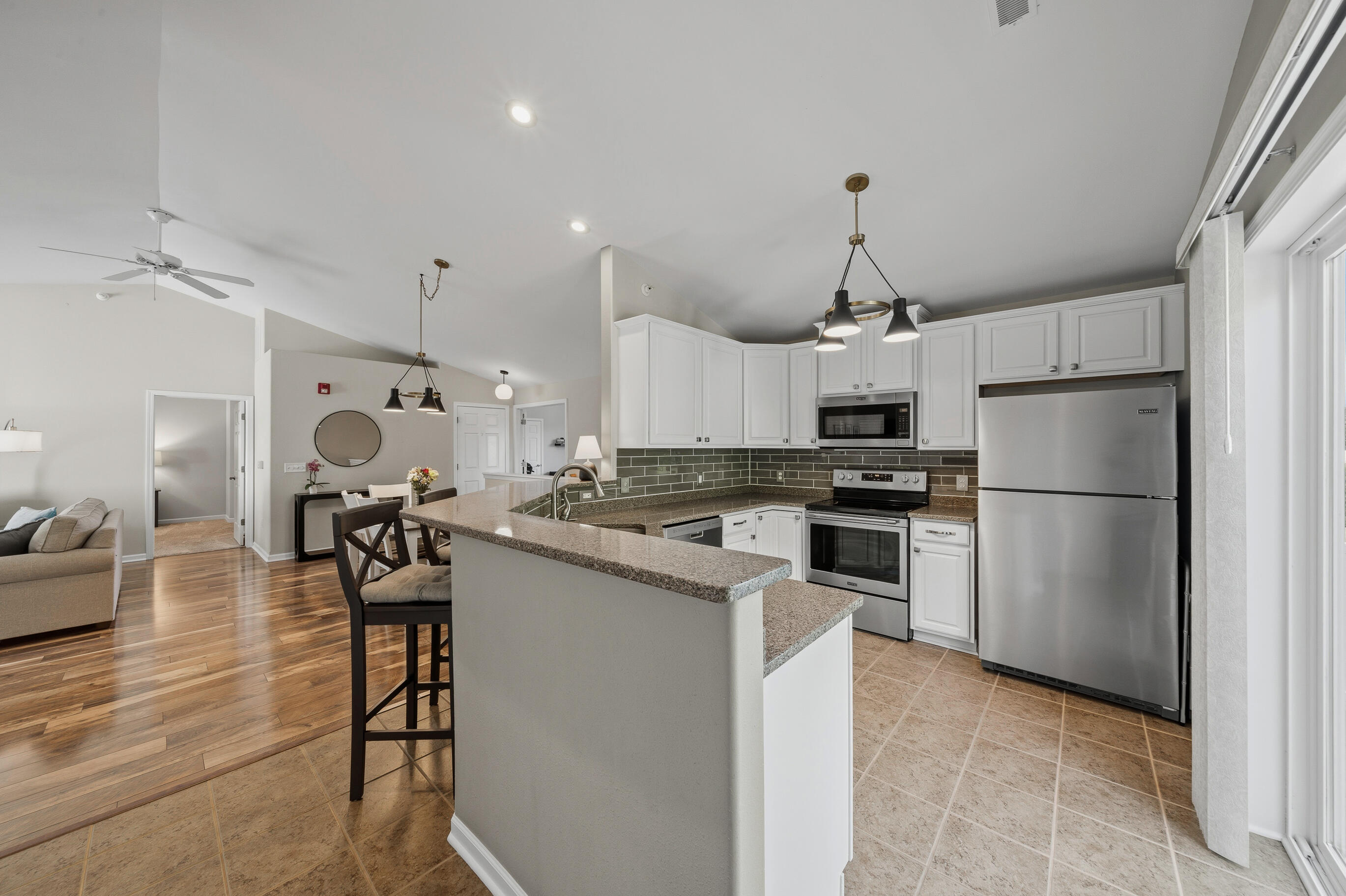 370 East Veterans Way, Unit 5 Mukwonago, WI 53149 - Photo 12 of 56 Open cocept
