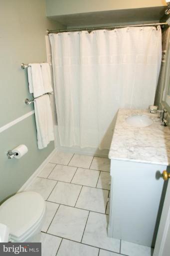 2904 Cameron Mills Road Alexandria, VA 22302 - Photo 14 of 20 Bath #1