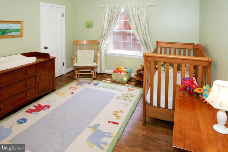 2904 Cameron Mills Road Alexandria, VA 22302 - Photo 18 of 20 Bedroom #3