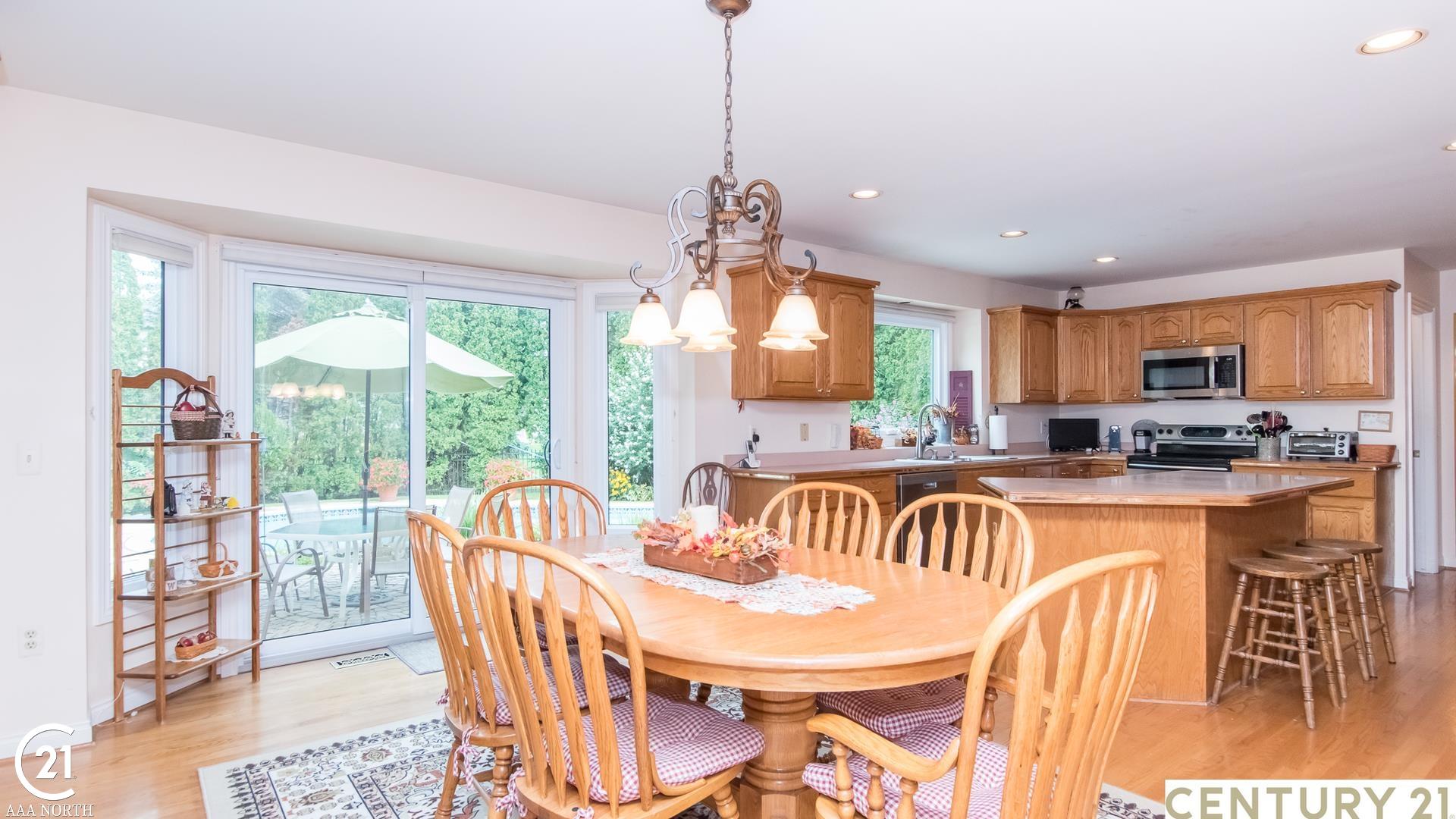 396 Oakbridge Drive Rochester, MI 48306 - Photo 41 of 99