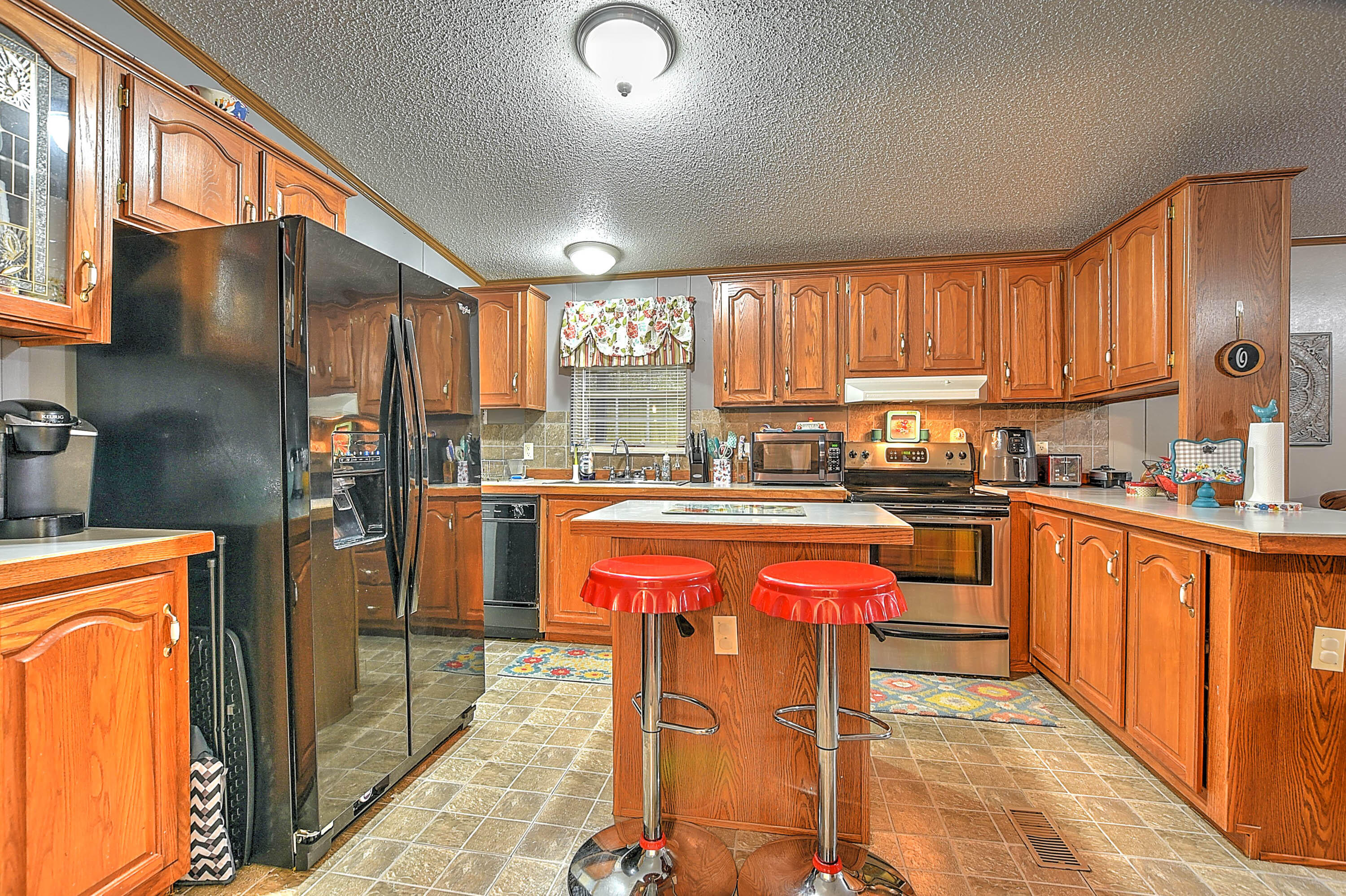 144 Earl Mc Kinney Road Elizabethton, TN 37643 - Photo 12 of 29 Earl McKinney-20