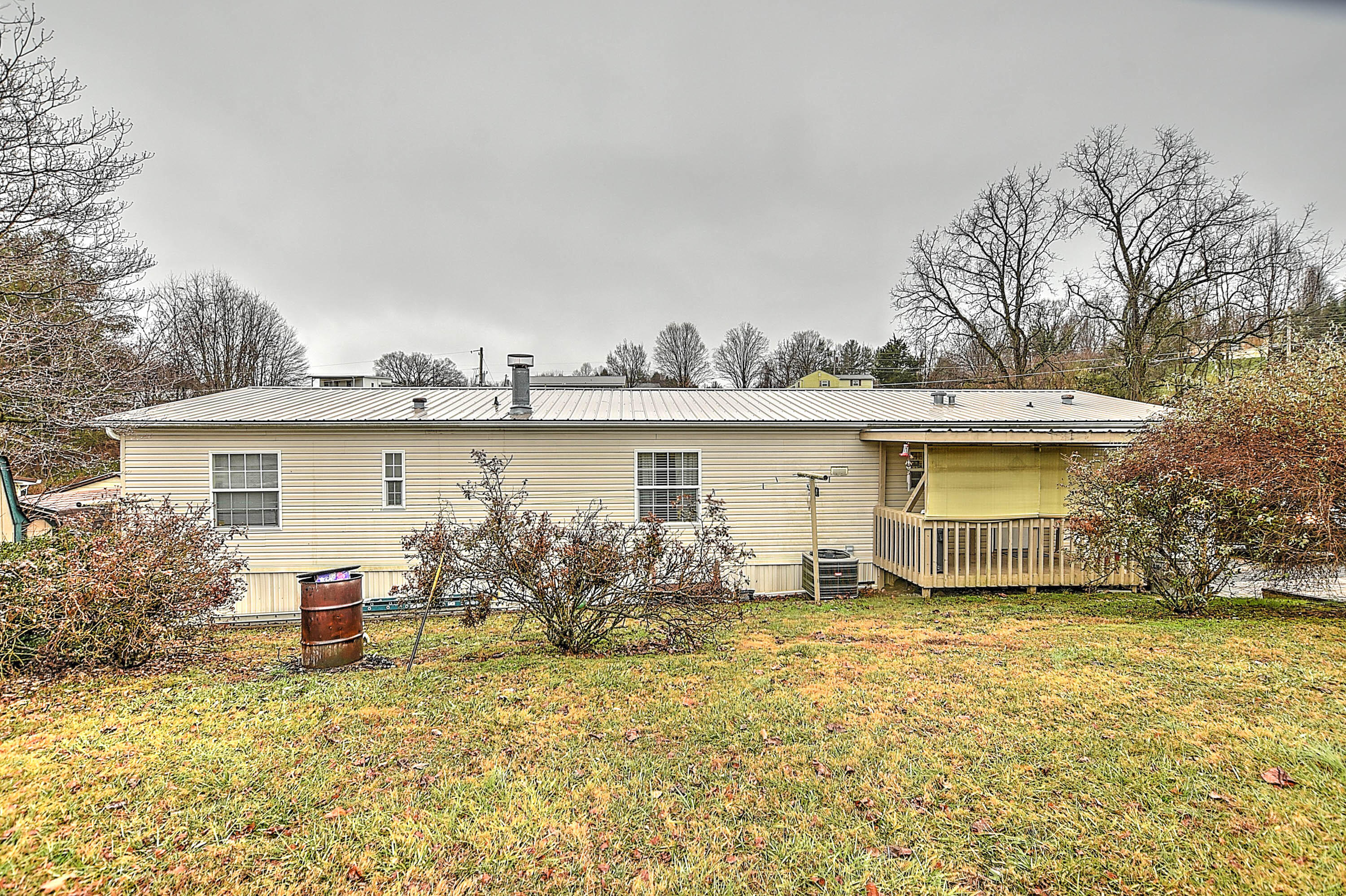 144 Earl Mc Kinney Road Elizabethton, TN 37643 - Photo 28 of 29 Earl McKinney-5