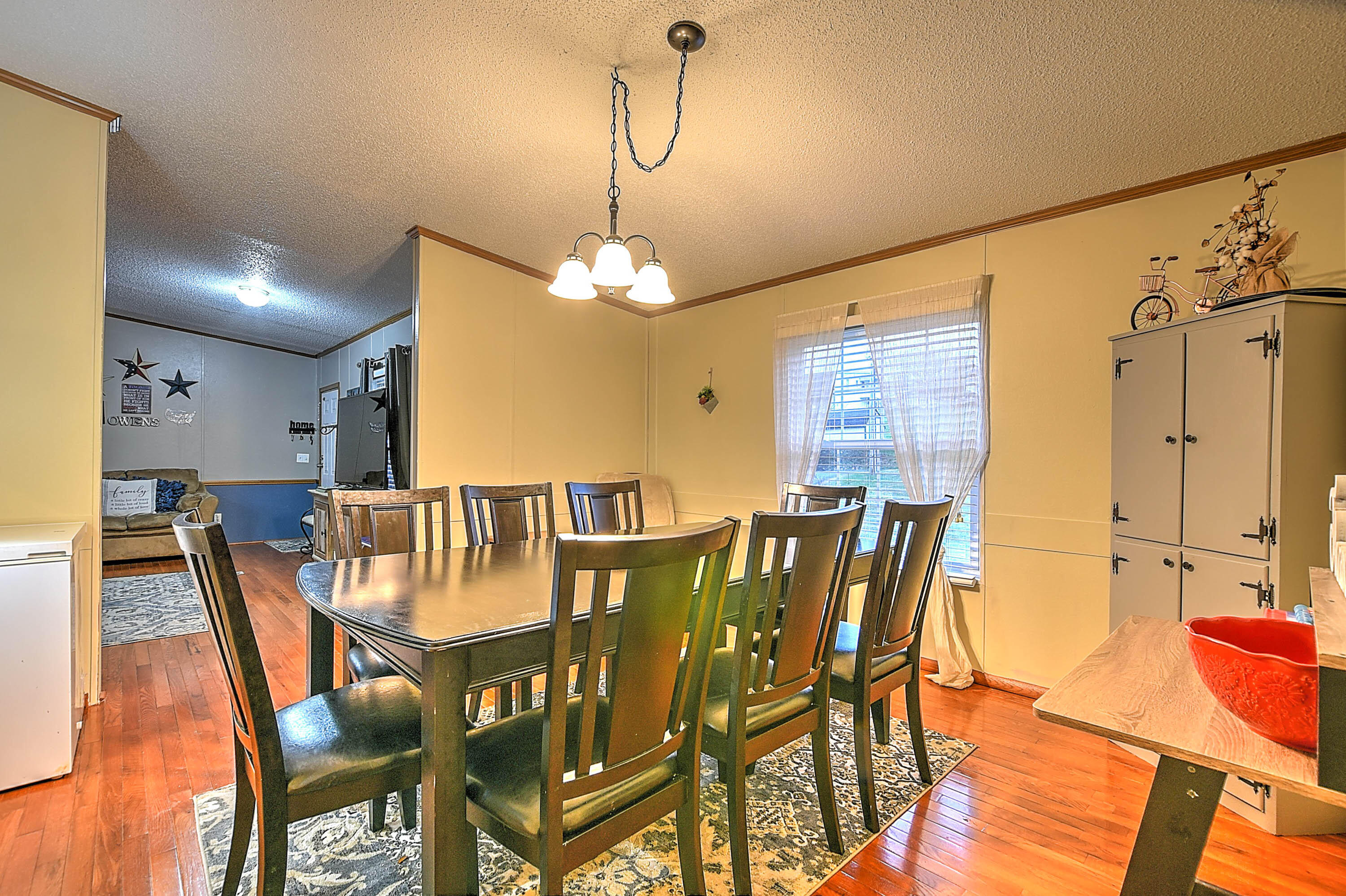 144 Earl Mc Kinney Road Elizabethton, TN 37643 - Photo 9 of 29 Earl McKinney-17