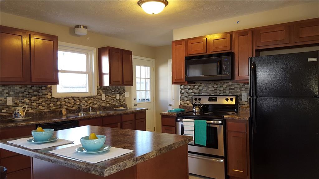 6236 Radnor Road Indianapolis, IN 46226 - Photo 9 of 16 Gallery Image 9