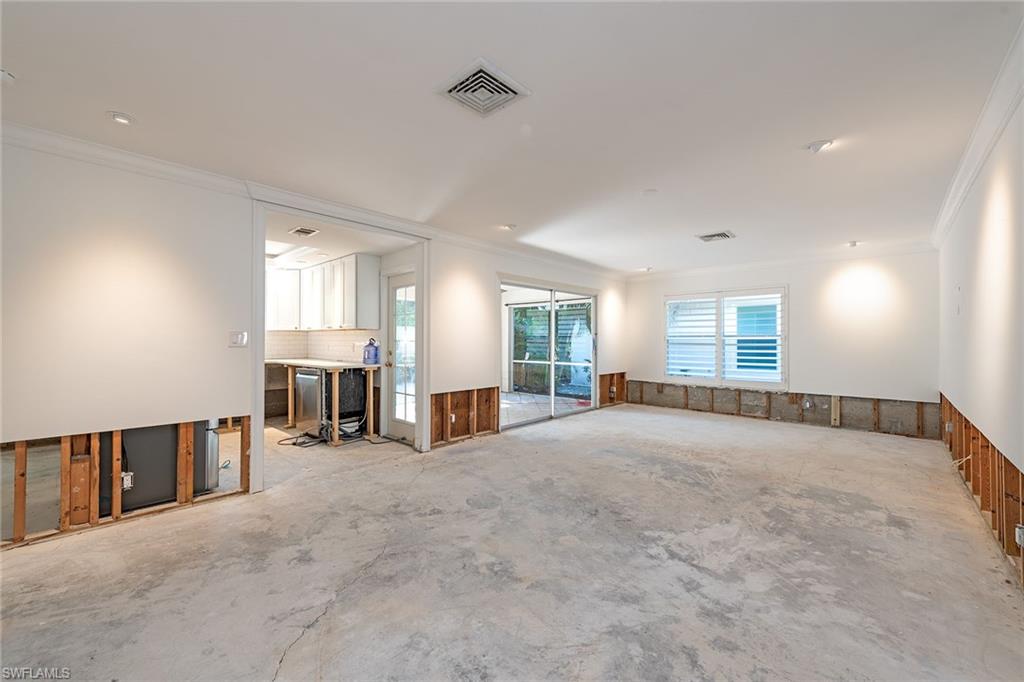 7 Rivard Road, Unit 21 Naples, FL 34112 - Photo 5 of 12 Gallery Image 5