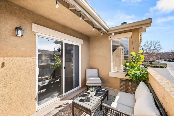 $499,999 | 39942 Alpine Union Street, Unit C, Murrieta, CA 92563