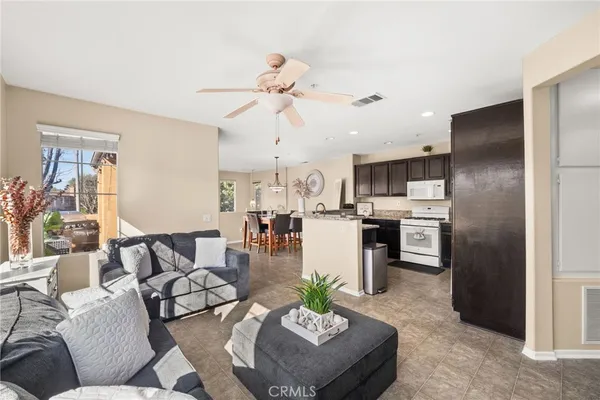 $499,999 | 39942 Alpine Union Street, Unit C, Murrieta, CA 92563