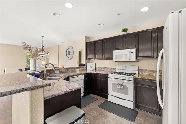 $499,999 | 39942 Alpine Union Street, Unit C, Murrieta, CA 92563