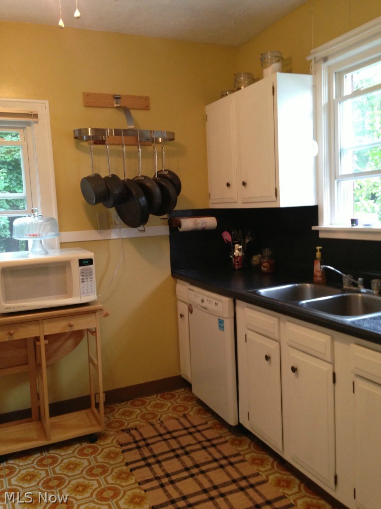 1830 Ferndale Road Northwest Canton, OH 44709 - Photo 12 of 18 Gallery Image 12