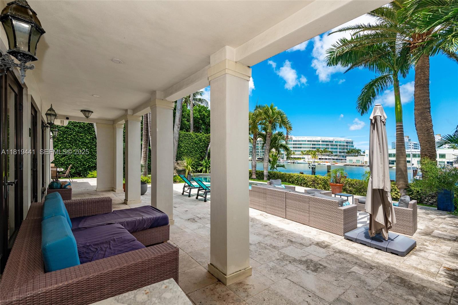 6535 Allison Road Miami Beach, FL 33141 - Photo 5 of 60