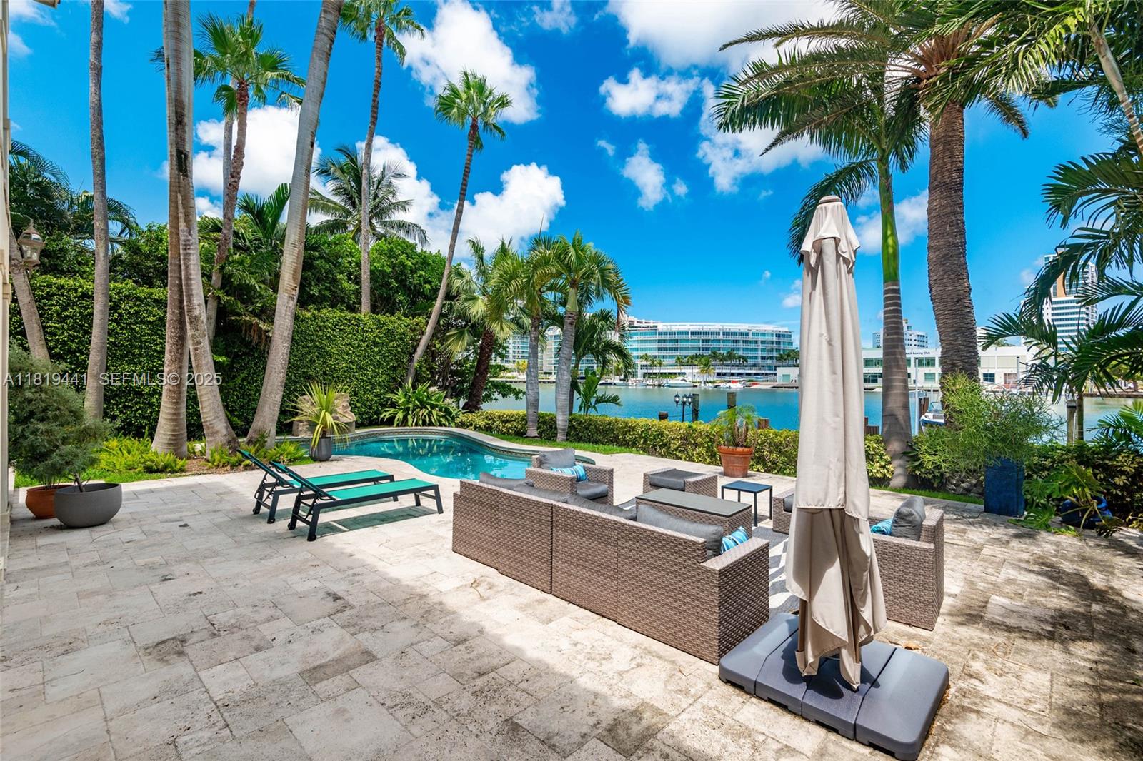 6535 Allison Road Miami Beach, FL 33141 - Photo 52 of 60