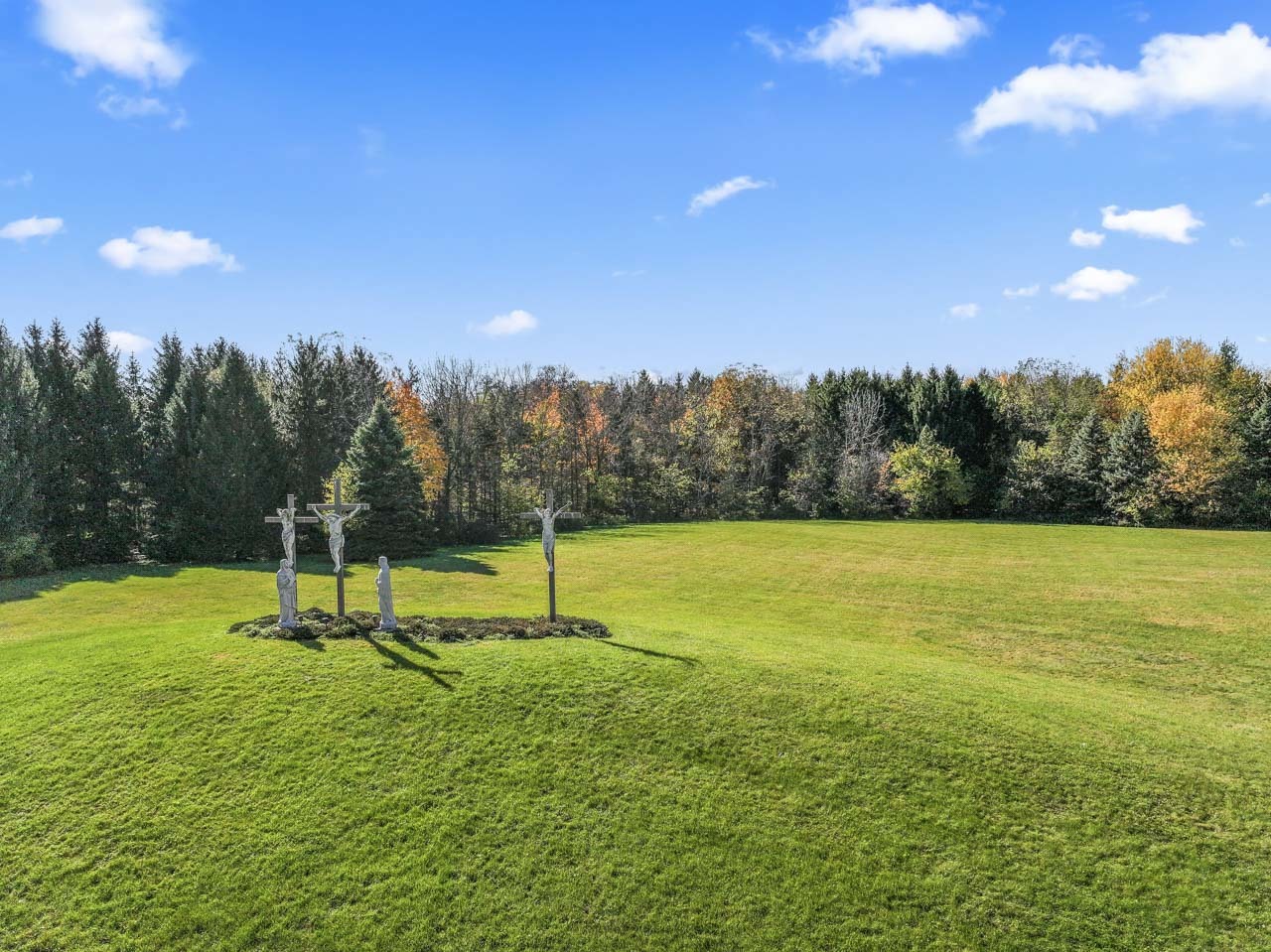 10330 336th Avenue Randall, WI 53181 - Photo 23 of 29 a view of a golf course with a lake