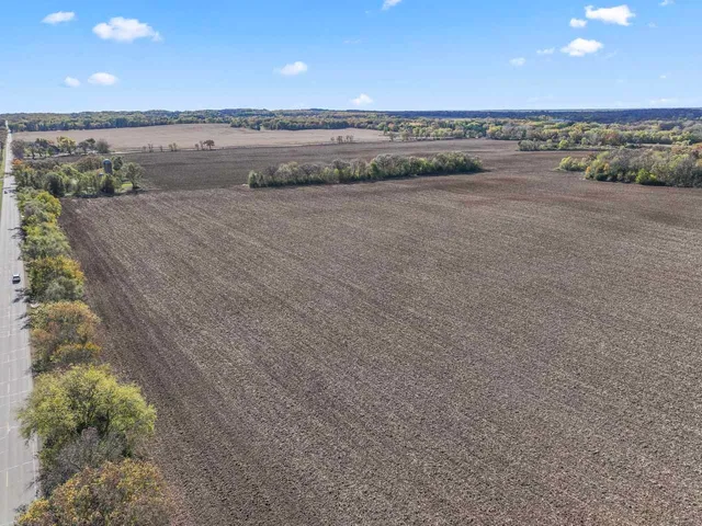 $2,500,000 | 10330 336th Avenue, Randall, WI 53181