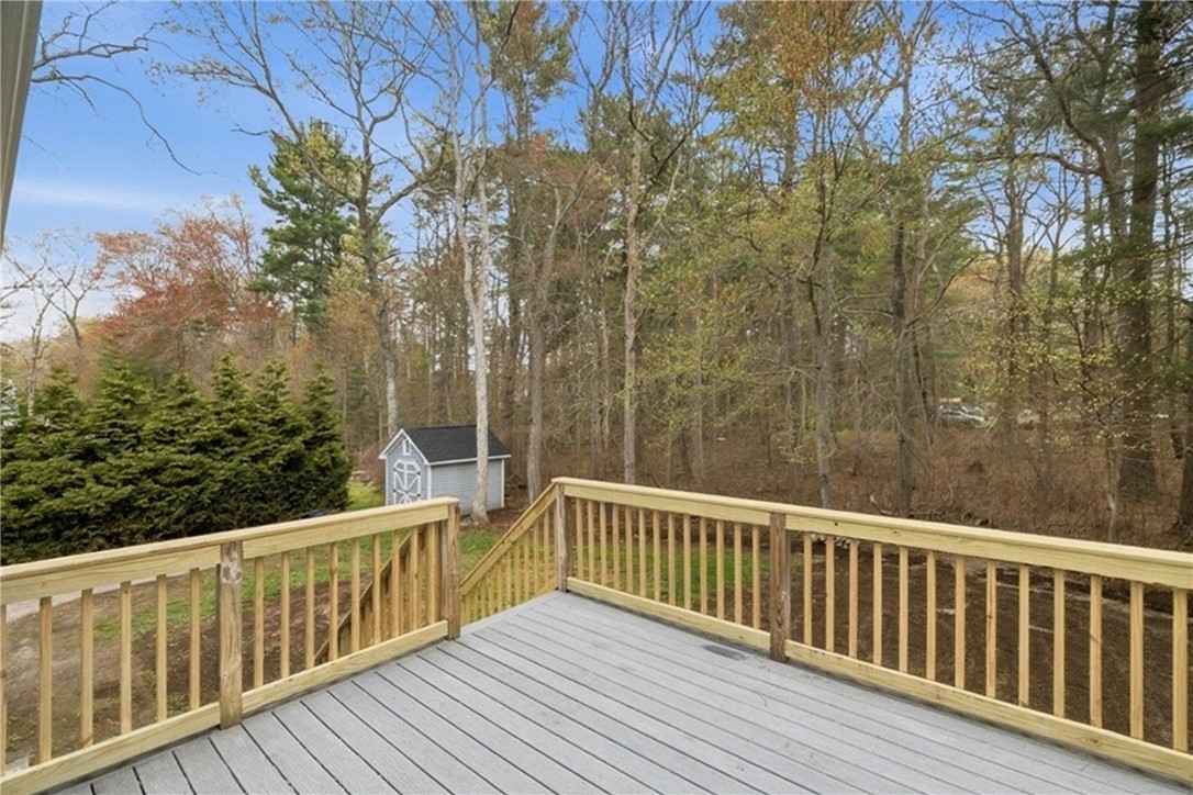 52 Mockingbird Drive Exeter, RI 02822 - Photo 25 of 35