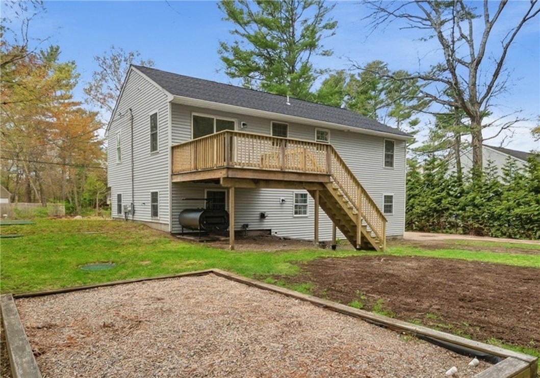52 Mockingbird Drive Exeter, RI 02822 - Photo 34 of 35