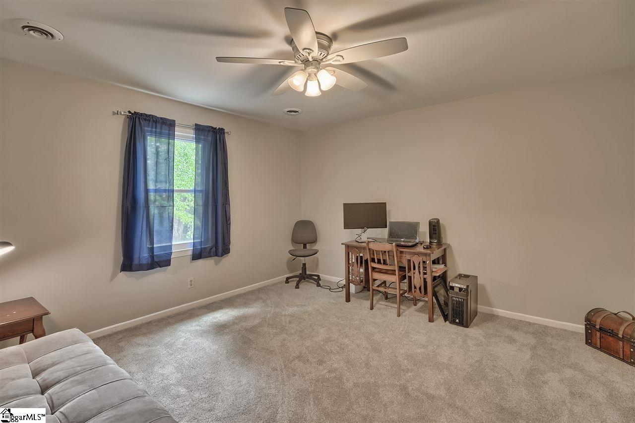 112 Pigeon Point Greenville, SC 29607 - Photo 2 of 36 Gallery Image 2