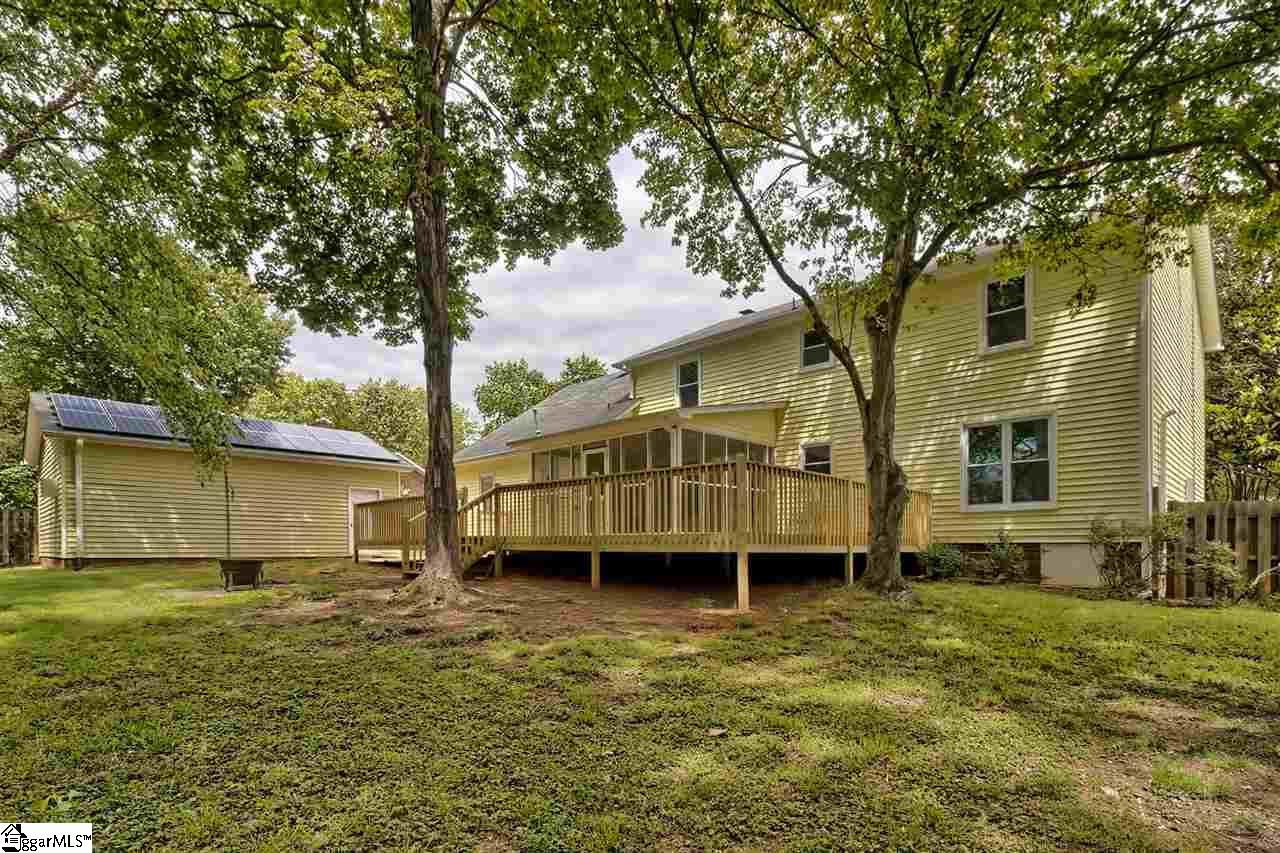 112 Pigeon Point Greenville, SC 29607 - Photo 23 of 36 Gallery Image 23