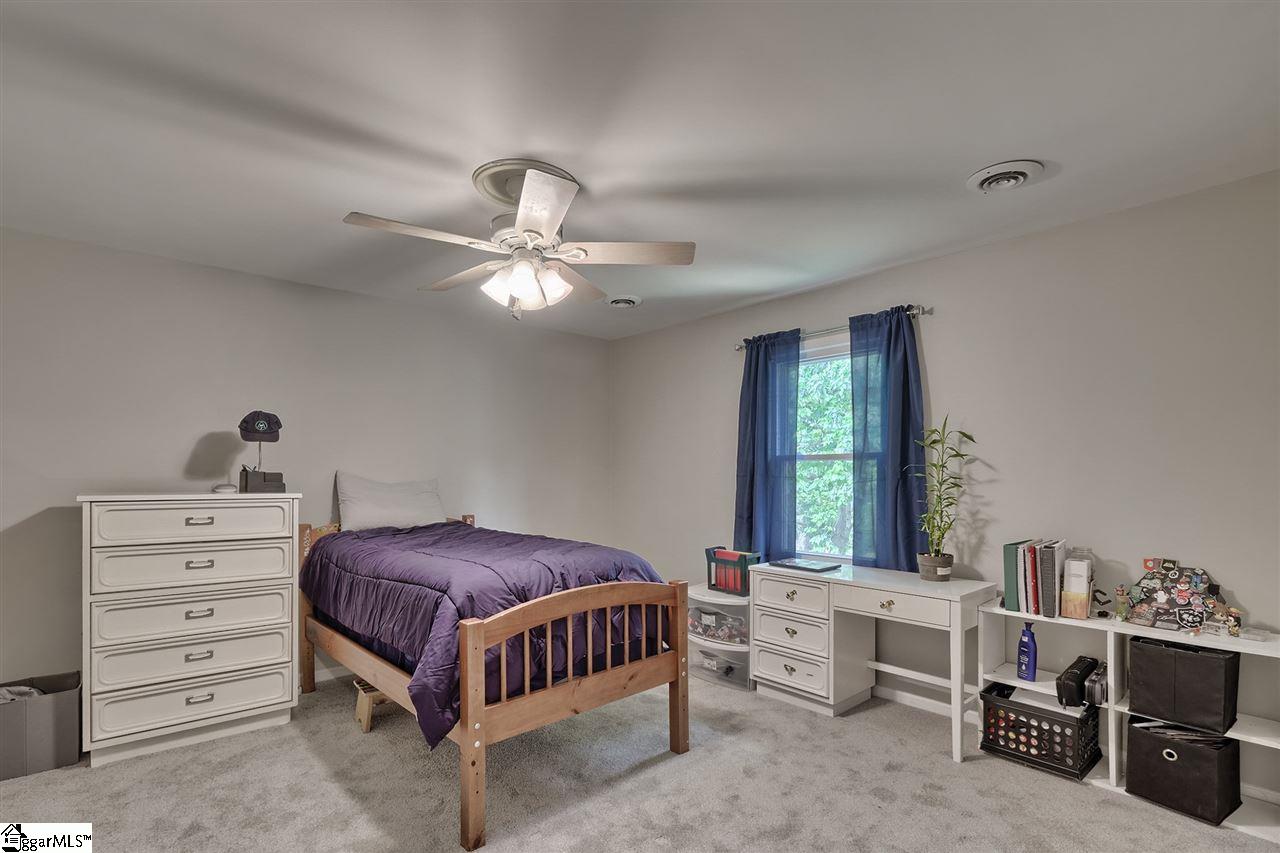 112 Pigeon Point Greenville, SC 29607 - Photo 27 of 36 Gallery Image 27